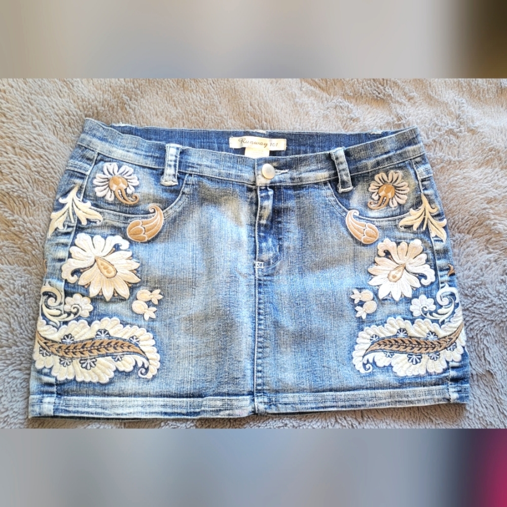 Runway 101 denim mini skirt